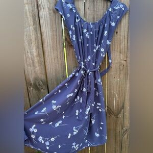 Women’s Medium LC Floral Dress